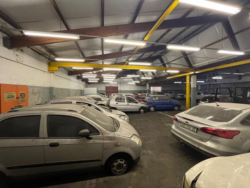 To Let commercial Property for Rent in Neave Industrial Eastern Cape